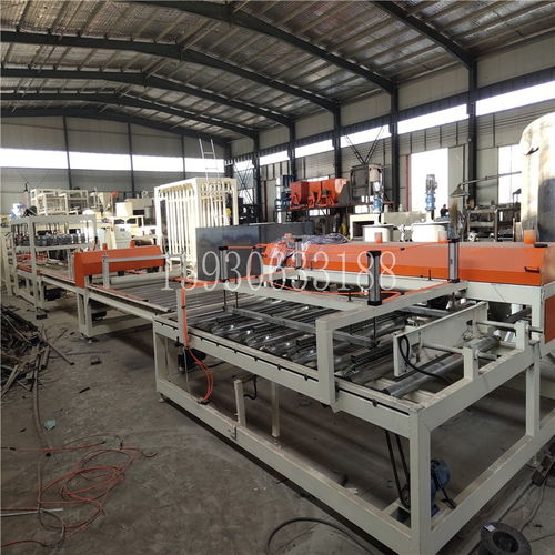 免拆模板設(shè)備生產(chǎn)線及其機械設(shè)備